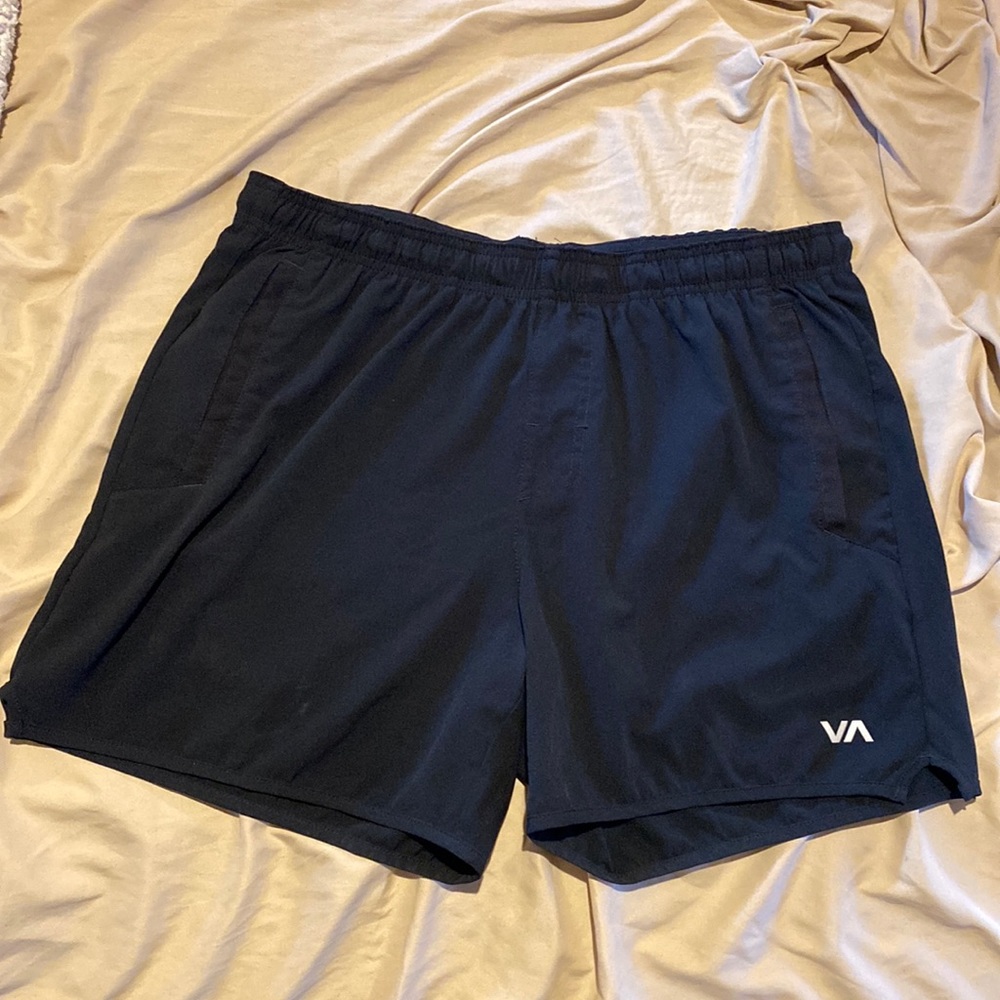 RVCA Yoggers 5” Like New